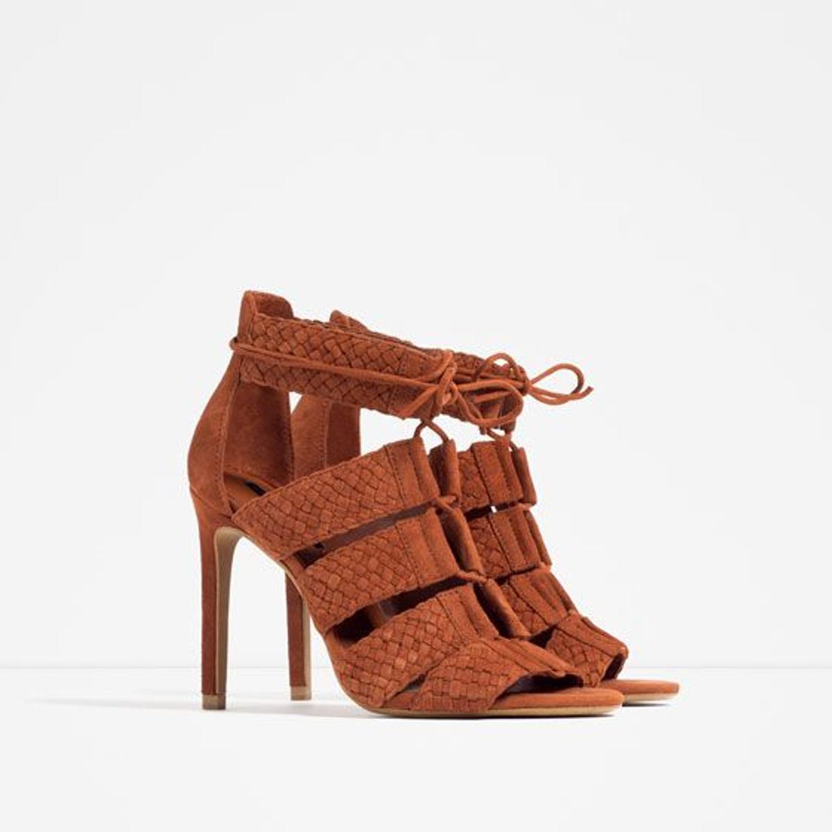 Rebajas 2016, sandalias de piel trenzada de Zara (19,99€)