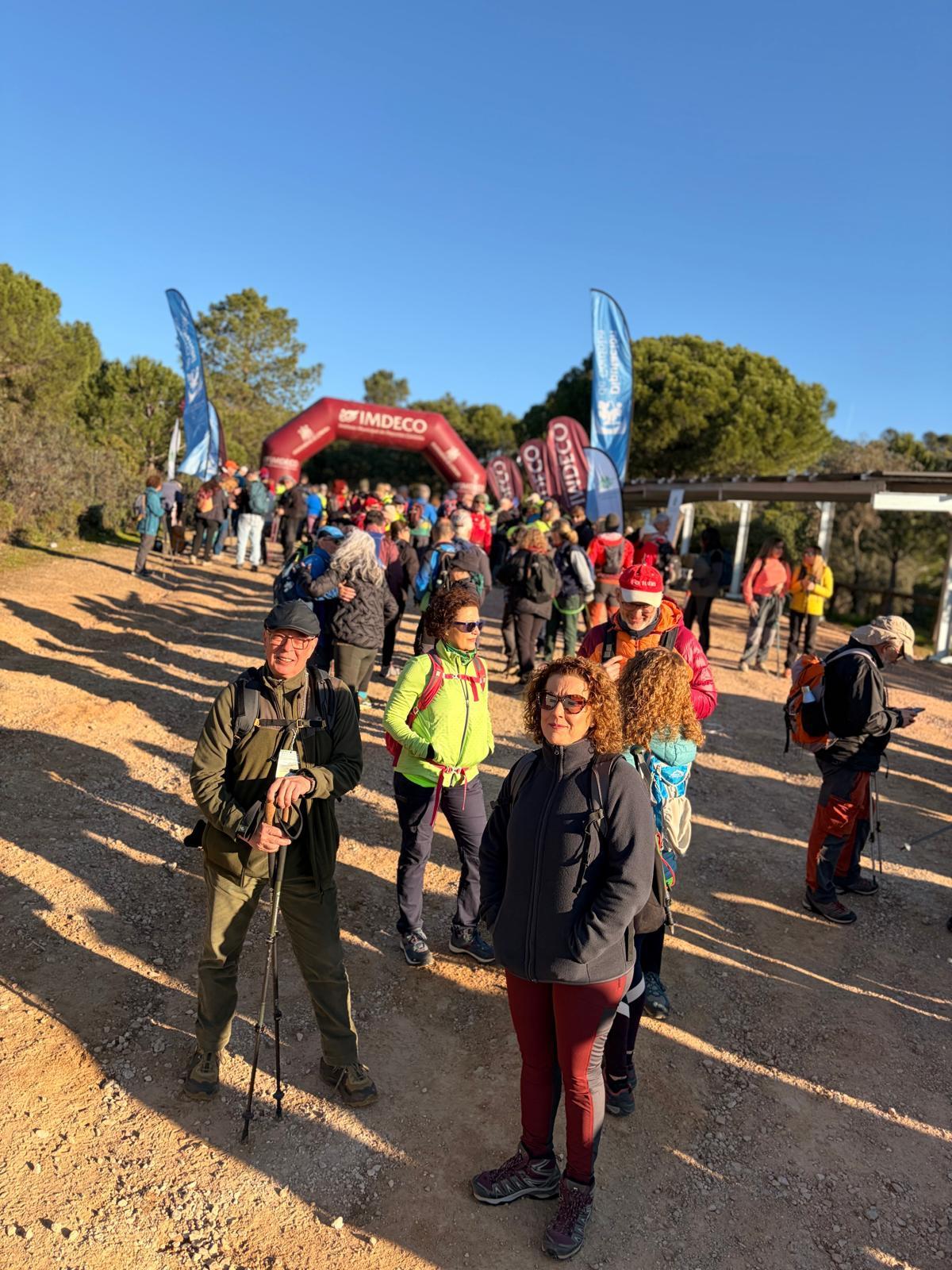Asistentes al Encuentro de Senderismo, celebrado este domingo en Córdoba.