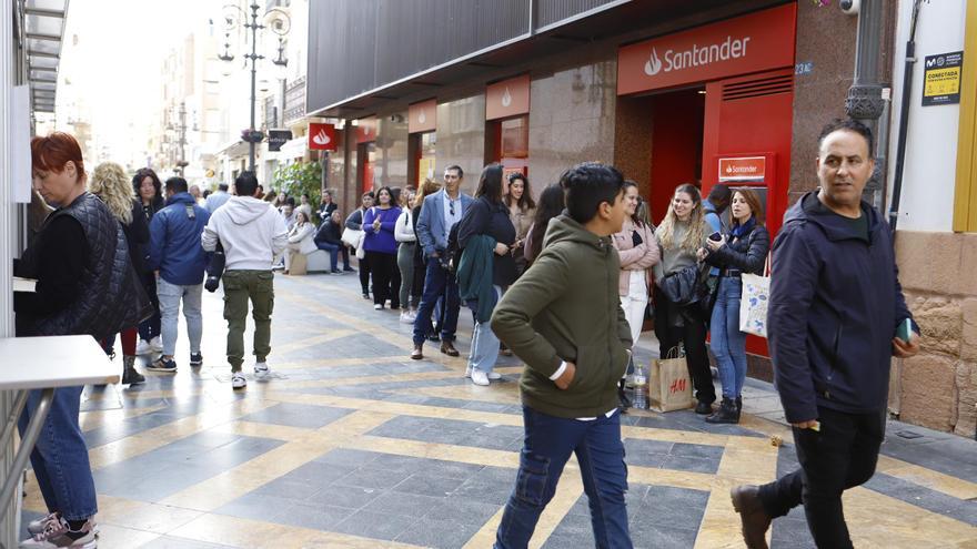 La Feria del Libro de Lorca congrega a 15.000 visitantes en su primera edición