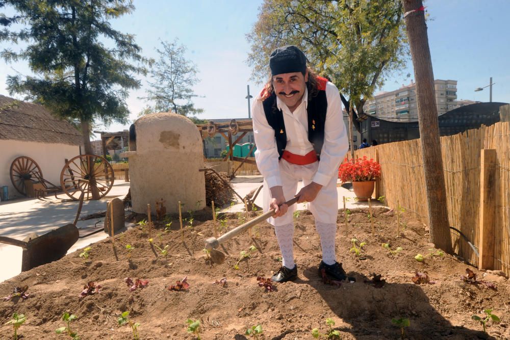 Juan Miguel Martínez, en una peña de La Raya.