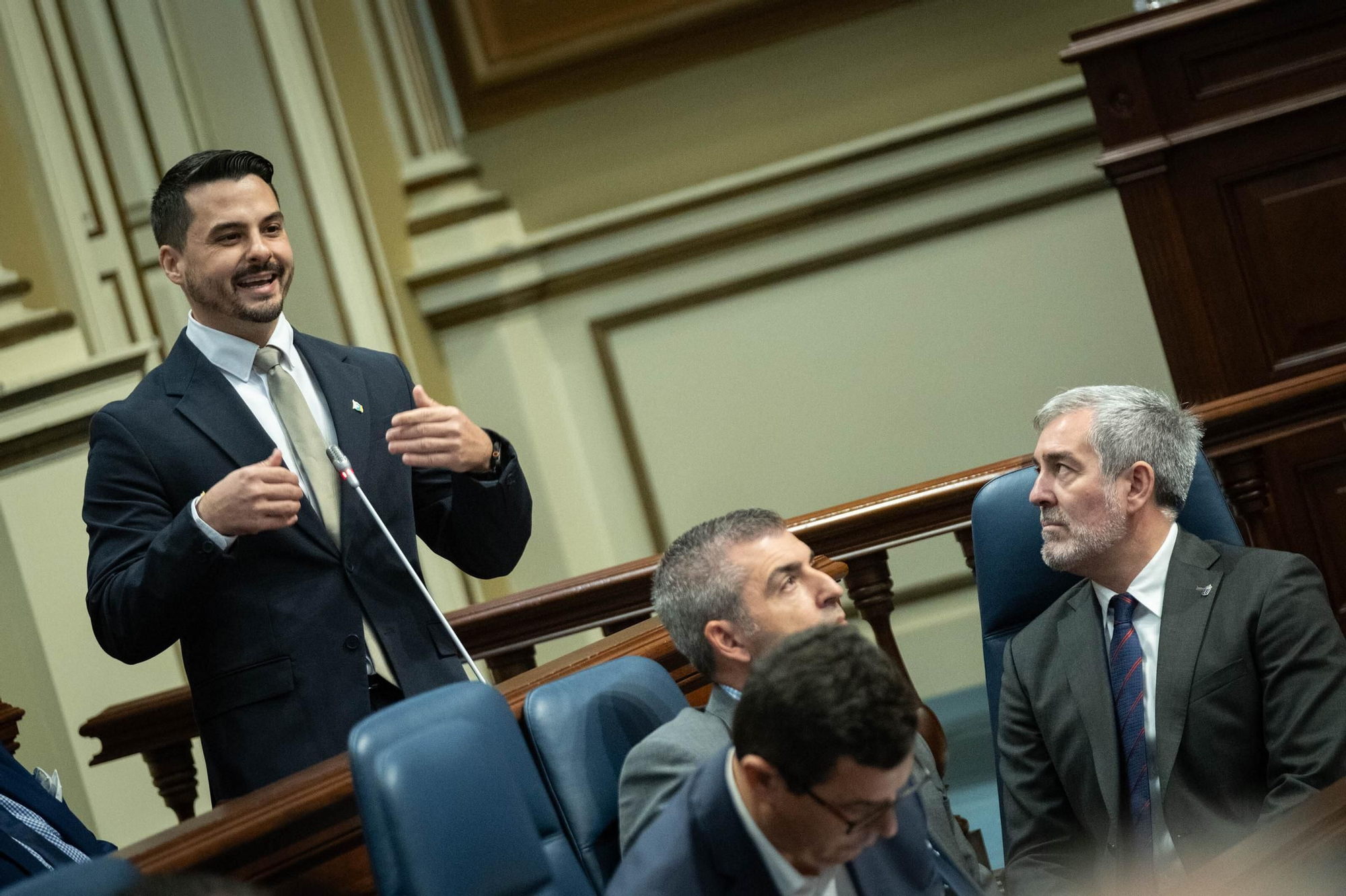 Pleno del Parlamento de Canarias