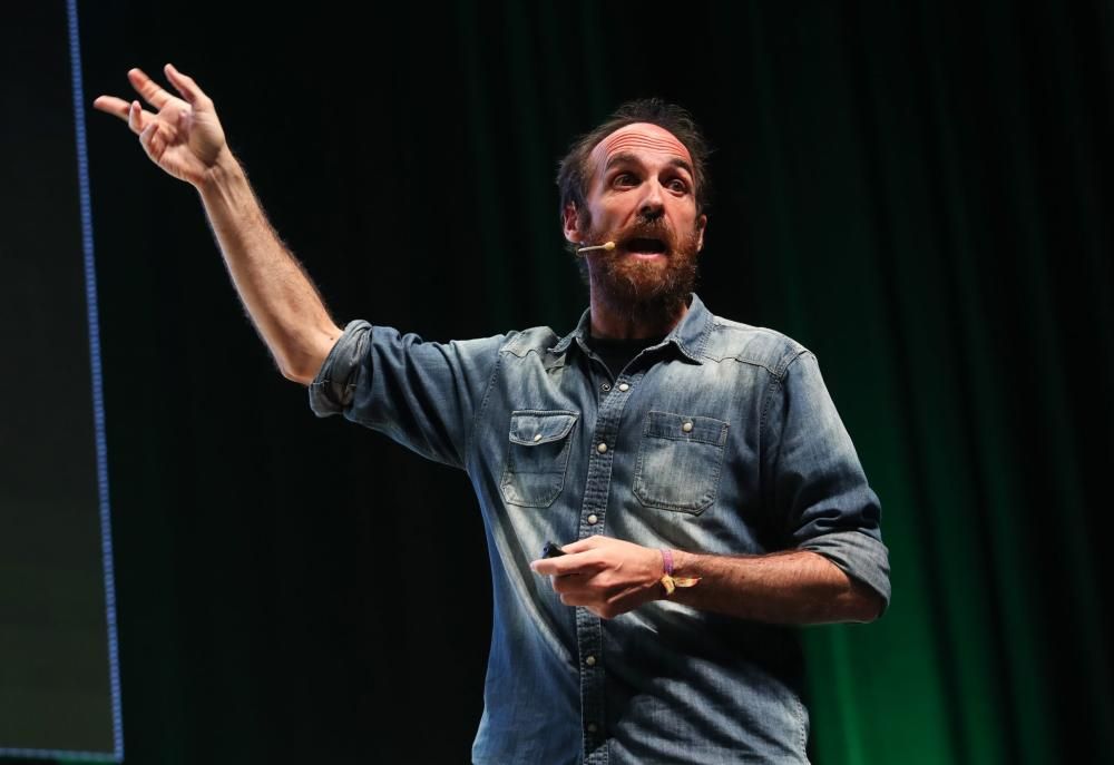 Todas las fotos del foro de educación más grande de Galicia, impulsado por FARO y celebrado entre los días 25 y 26 de septiembre en el Auditorio Mar de Vigo.