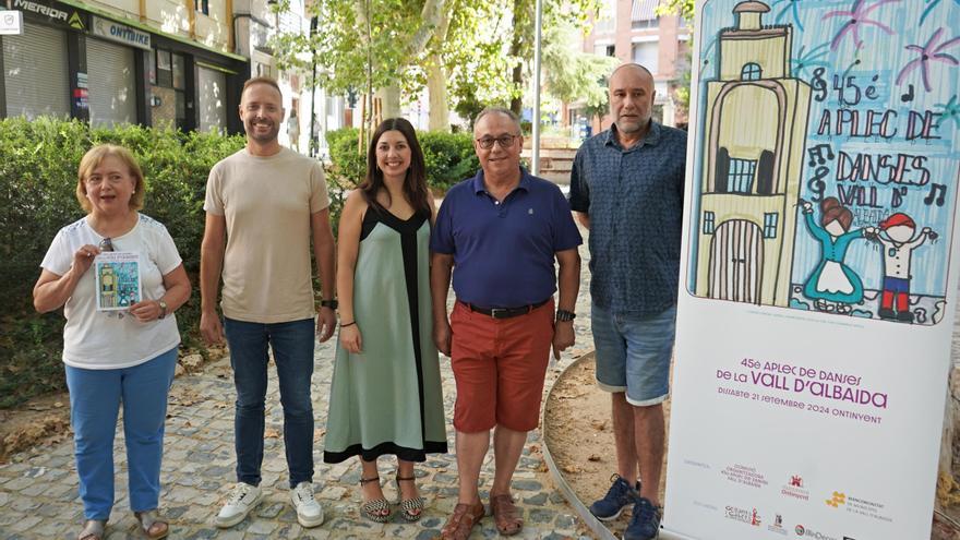 Centenares de &quot;balladors&quot; de 15 municipios participarán en el Aplec de Danses en Ontinyent