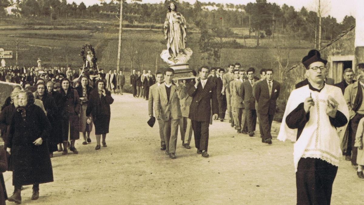 Procesión procedente de A Coruña, en 1955.