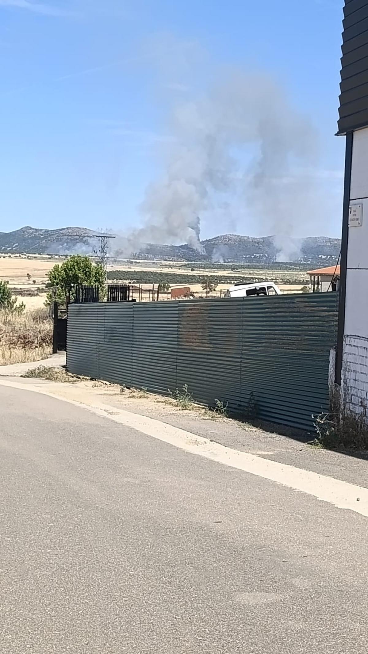 Fotogalería | Las imágenes del incendio en Las Navas, en Herrera del Duque