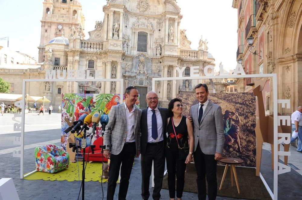 Yecla presenta en Murcia su 55 Feria del Mueble