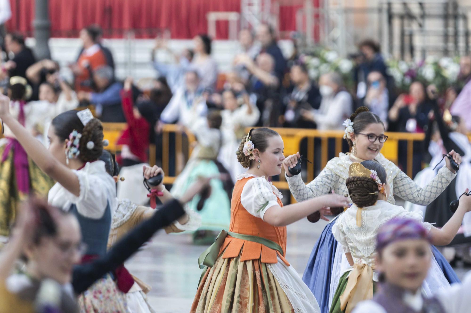 Así ha sido la Dansà Infantil de las Fallas 2022