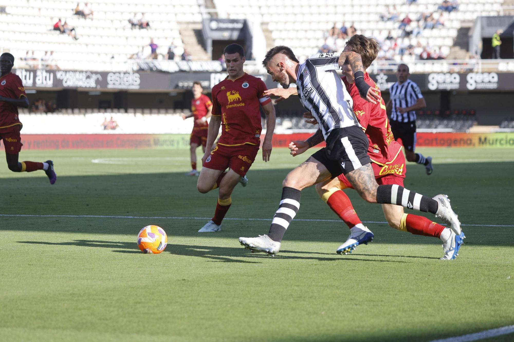 La victoria del FC Cartagena ante el Racing, en imágenes