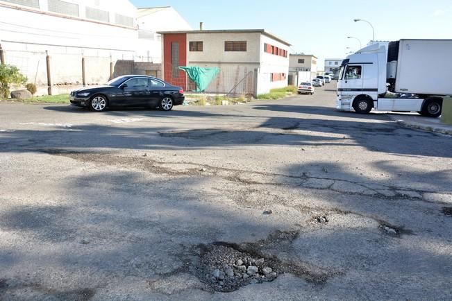 POLIGONOS INDUSTRIALES EN TELDE MAL ESTADO