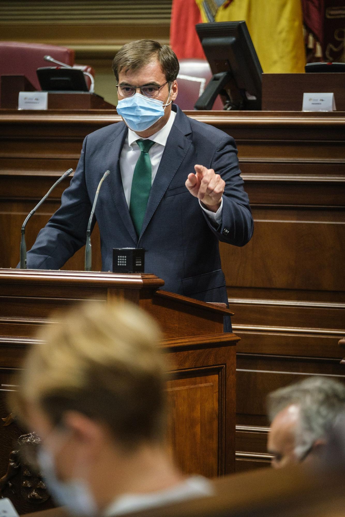 Pleno Extraordinario del Parlamento de Canarias