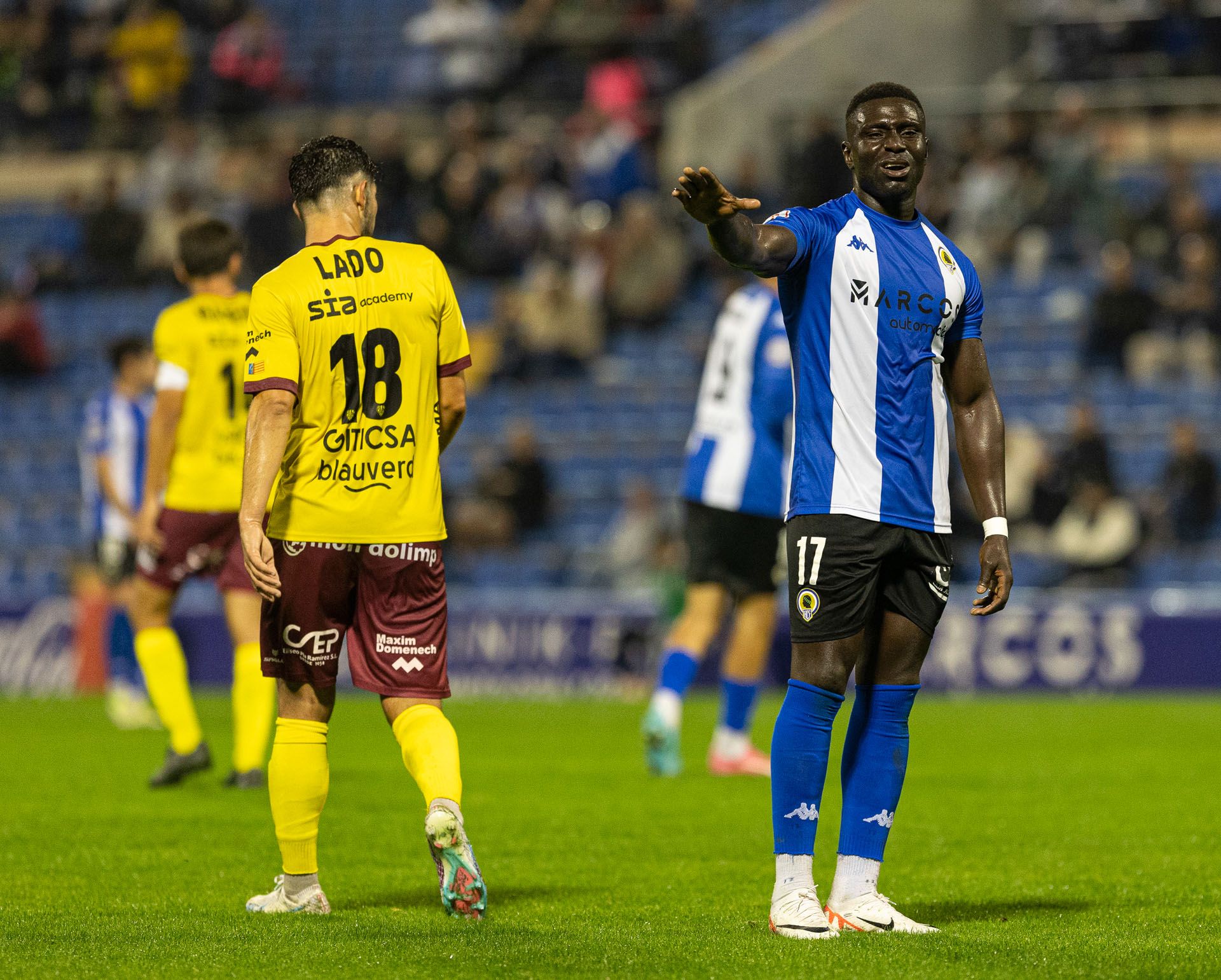 Hércules - Alzira  (1-1): Las mejores fotos primer empate del Hércules en el Rico Pérez