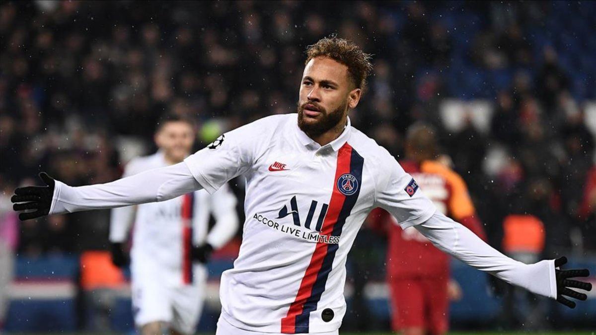 Neymar, estilete del PSG en Champions ante el Galatasaray