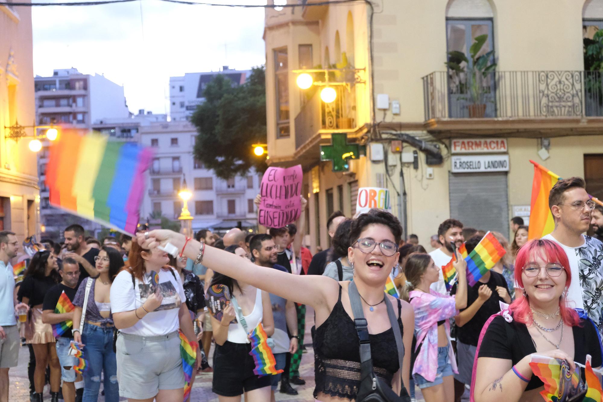 Así ha sido la manifestación del Orgullo en Elche