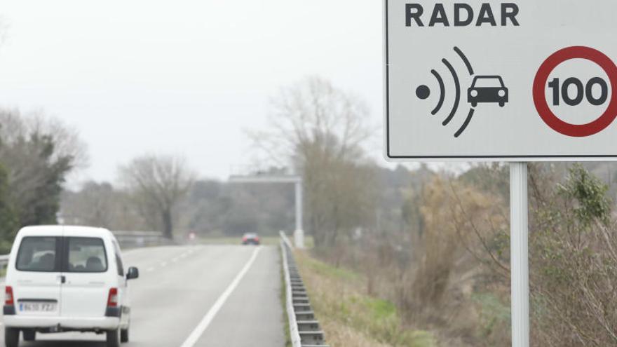 Vuit dels 25 radars que  més multen  de Catalunya són a Girona