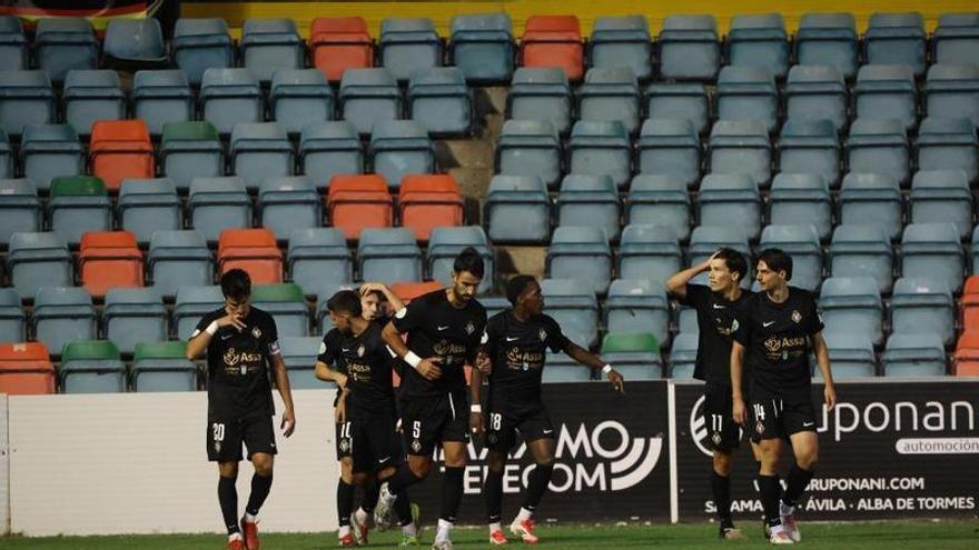 El Caudal, a punto de dar la campanada en el Helmántico: los mierenses caen en el último minuto de la prórroga
