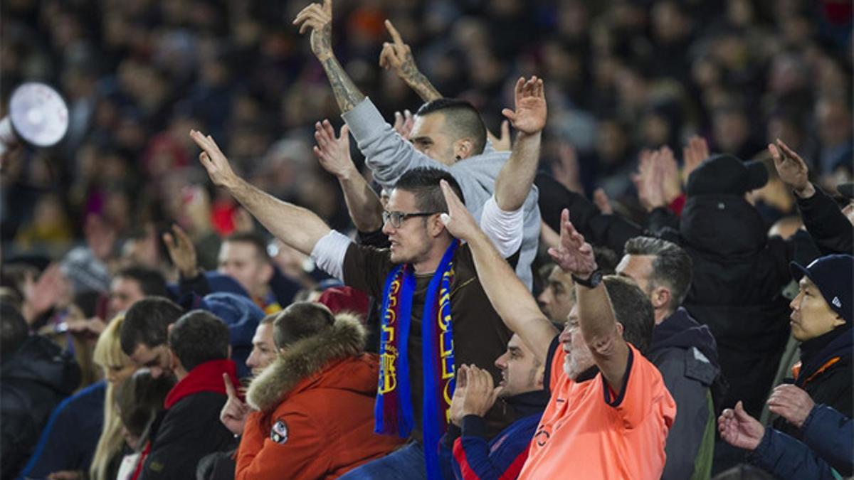 Aficionados en las gradas del Camp Nou este miércoles