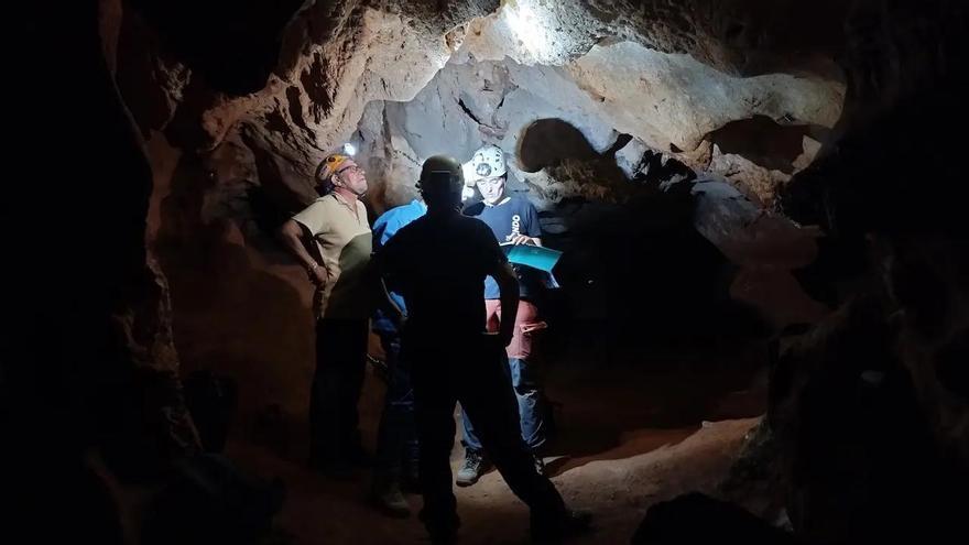 Nuevos muestreos cronológicos en las cuevas prehistóricas de Rincón de la Victoria