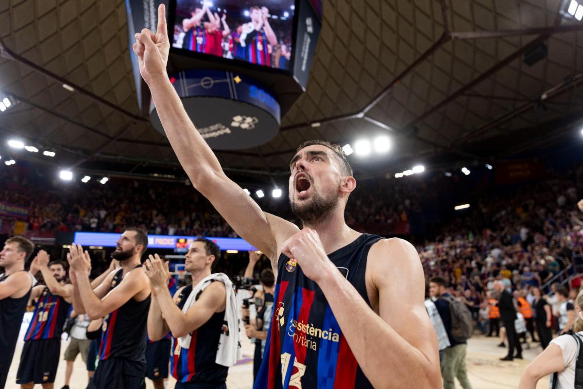 ¿Sera el último partido de Mirotic? Las imágenes más emotivas del jugador tras el segundo partido de la final ¿Sera el último partido de Mirotic? Las imágenes más emotivas del jugador tras el segundo partido de la final
