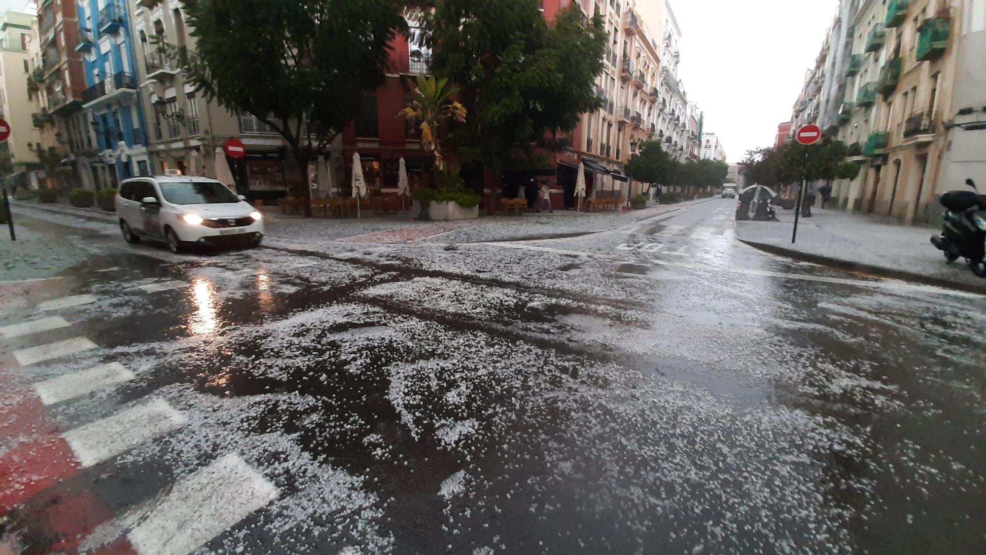 FOTOS | El temporal de lluvia y granizo en València