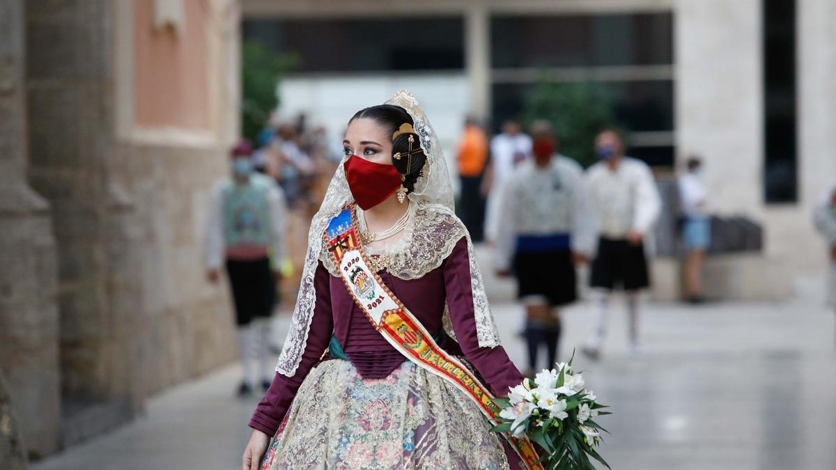 Búscate en el primer día de Ofrenda por las calles del Mar y Avellanas entre las 20:00 y 21:00 horas