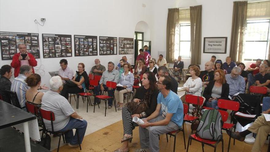 El Rey Heredia acoge una asamblea sobre la III República