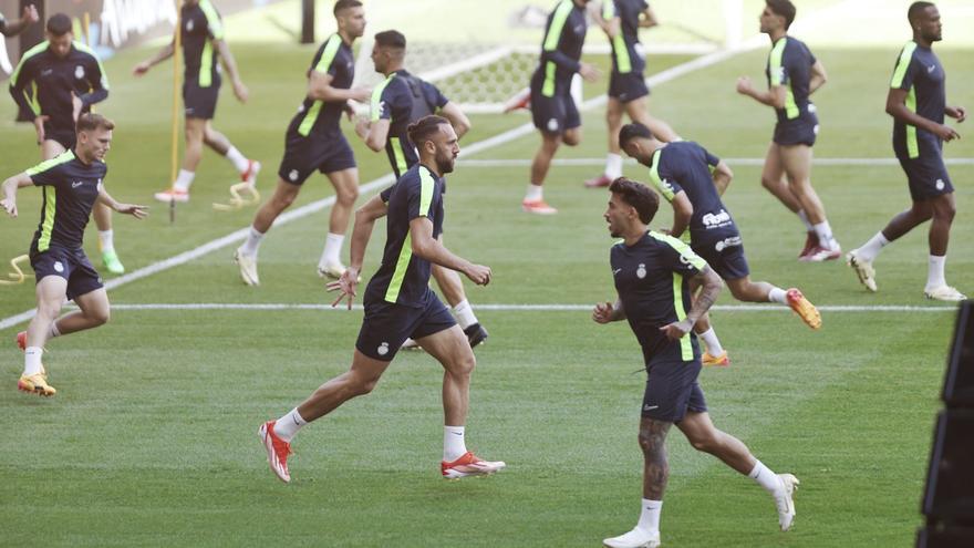 VÍDEO | Así ha sido el primer entrenamiento del Mallorca en Sevilla antes de la final de la Copa del Rey