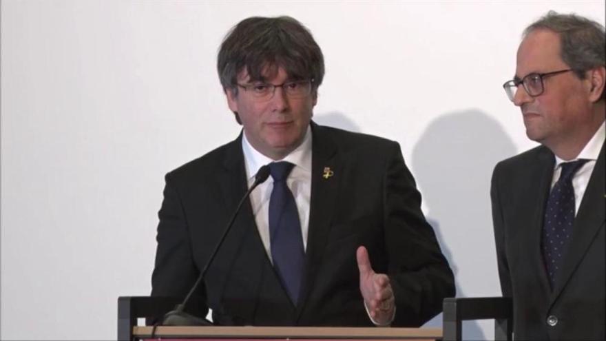 Puigdemont diu que la seva investidura al Parlament depèn de «si hi ha o no la voluntat de fer-ho»