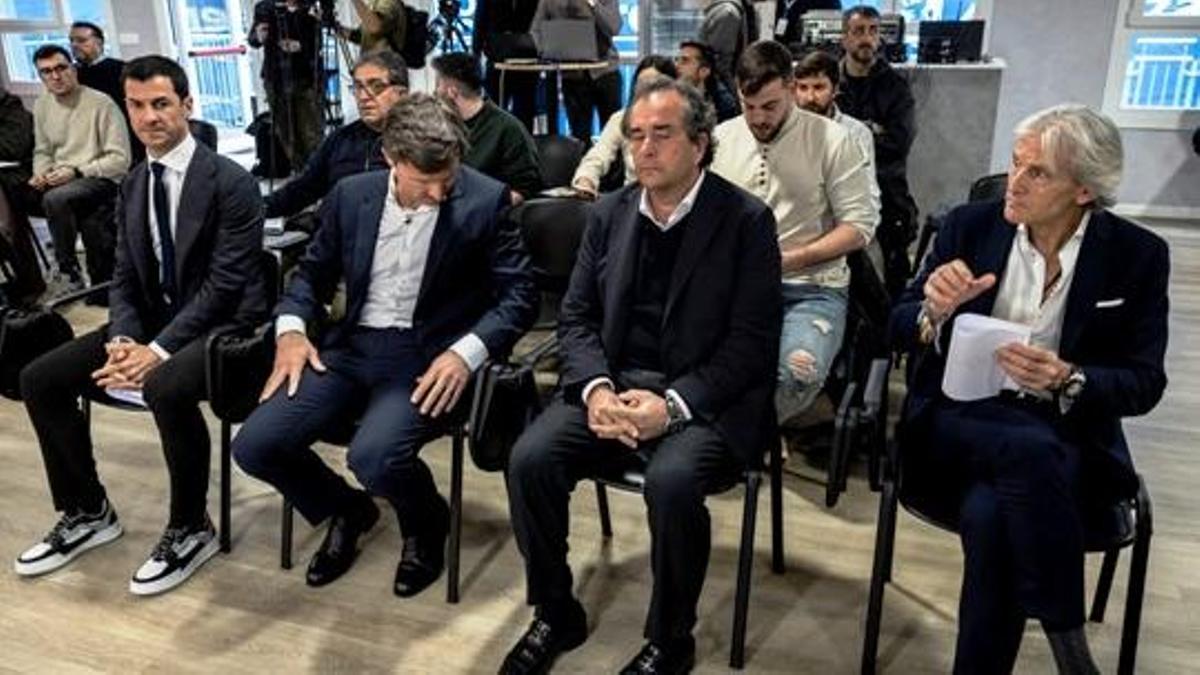 Fernando López, Lalo Arantegui, Juan Forcén y Guzmán Pérez-Ayo, en la presentación del director deportivo.