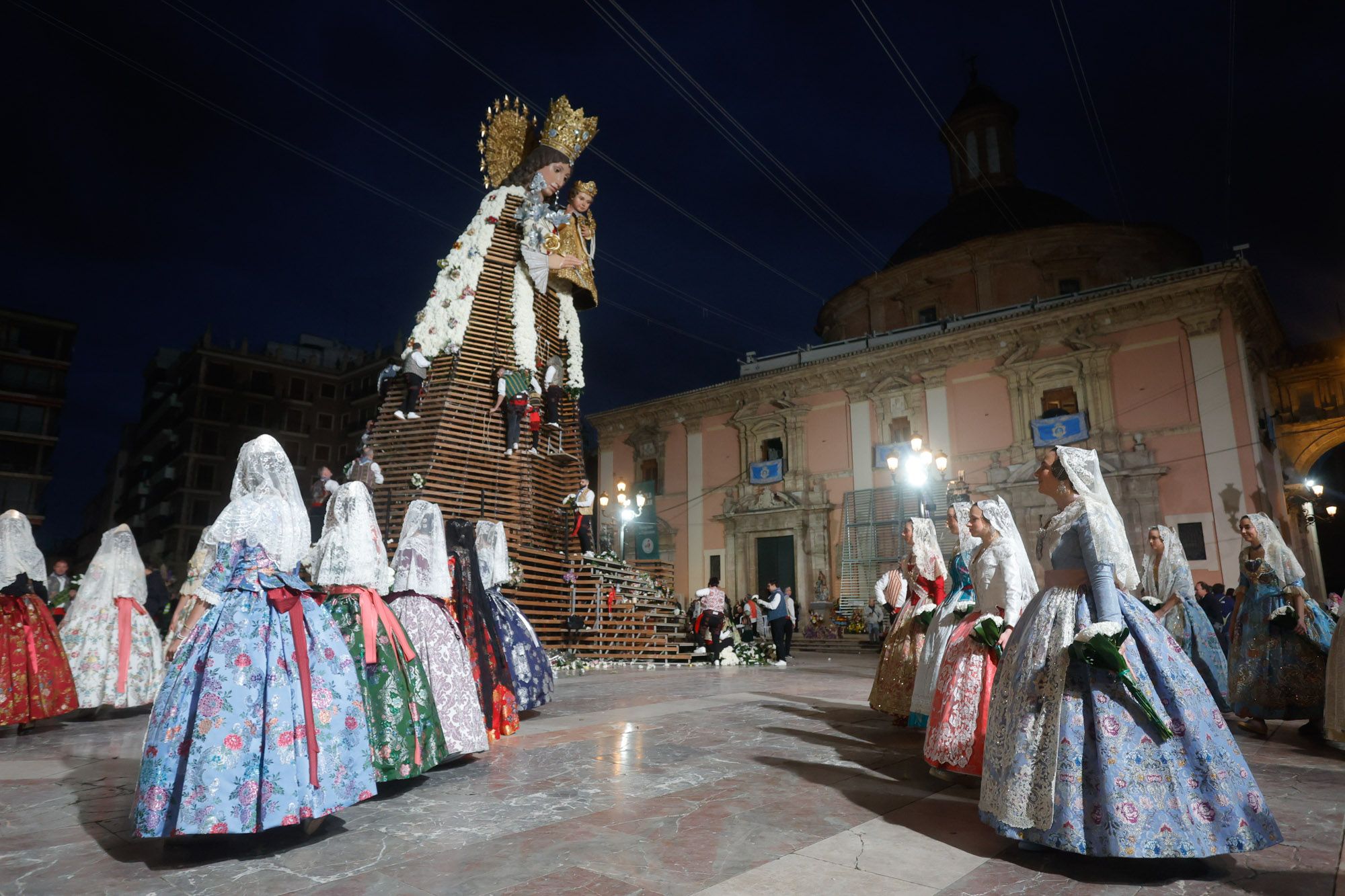 Todas las fotos de la Ofrenda del 17 de marzo por la calle San Vicente de 19:00 a 20:00 horas