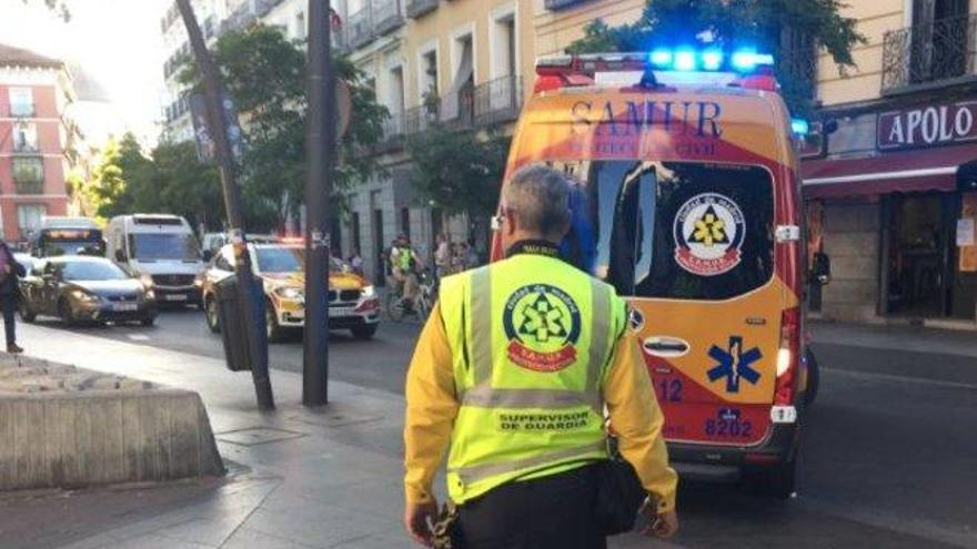 Desvalijan a un hombre tras morir de un infarto en la calle