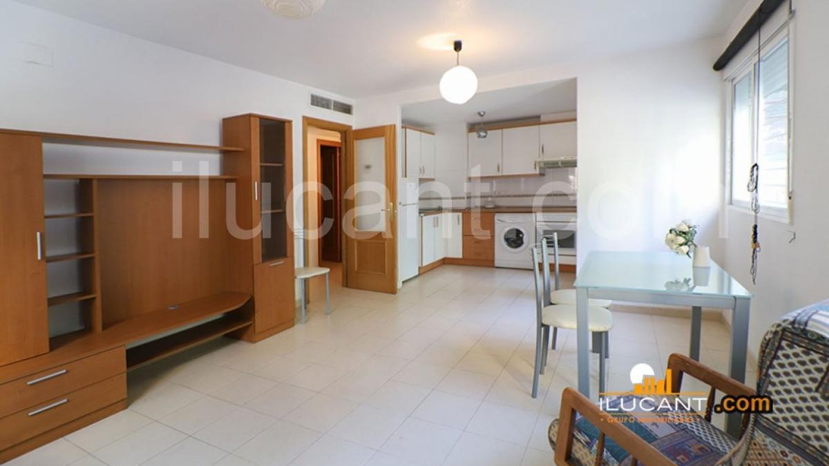 Apartamento en venta en Alicante.