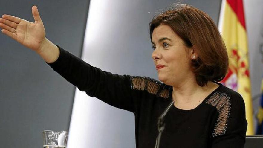 La vicepresidenta espanyola, Soraya Sáenz de Santamaría, després del consell de ministres