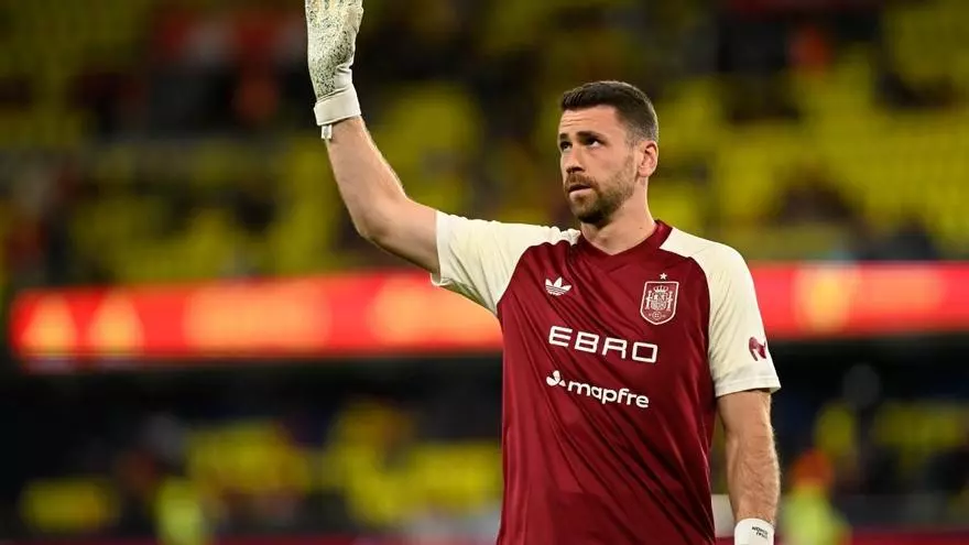 De la Fuente: "Unai Simón no necesita reafirmarse"