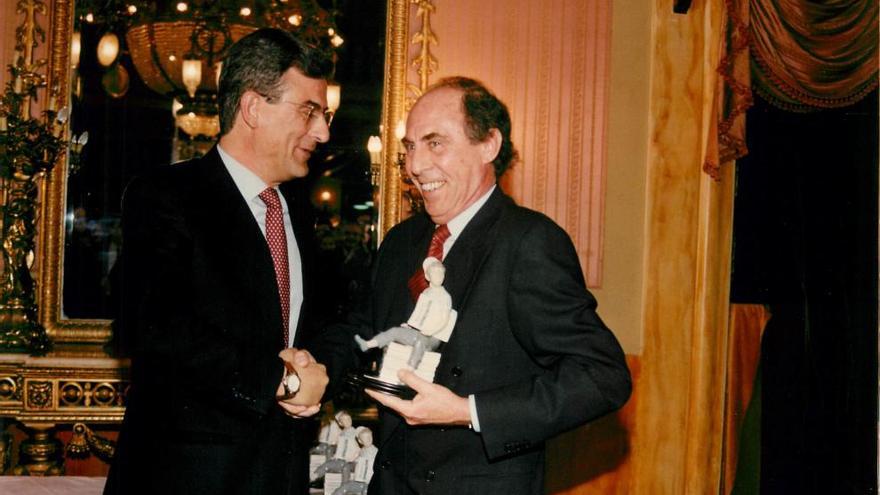 Román Bono recoge el premio