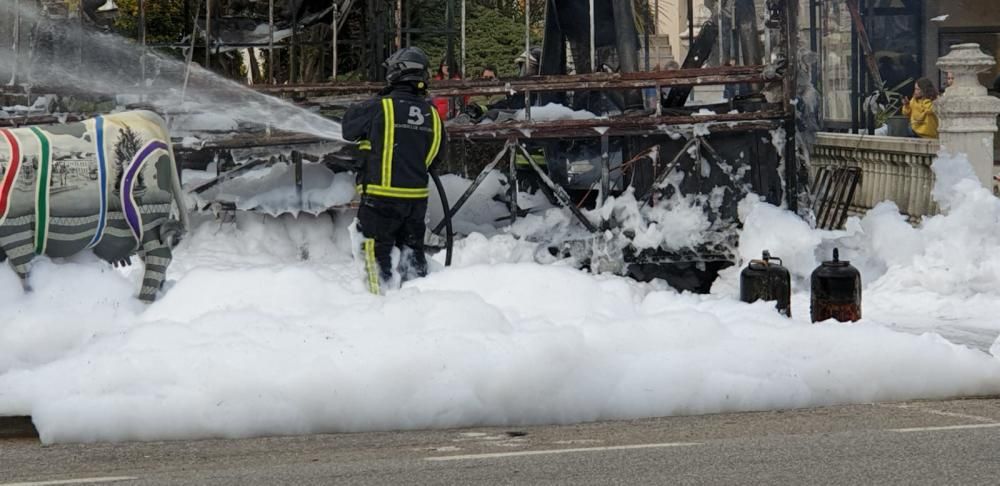 Arde una churrería en Vegadeo