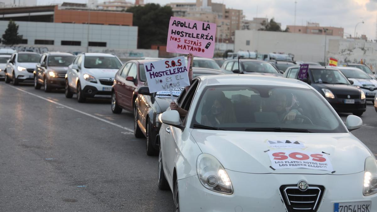 Pitadas de la hostelería de Santa Pola contra las restricciones