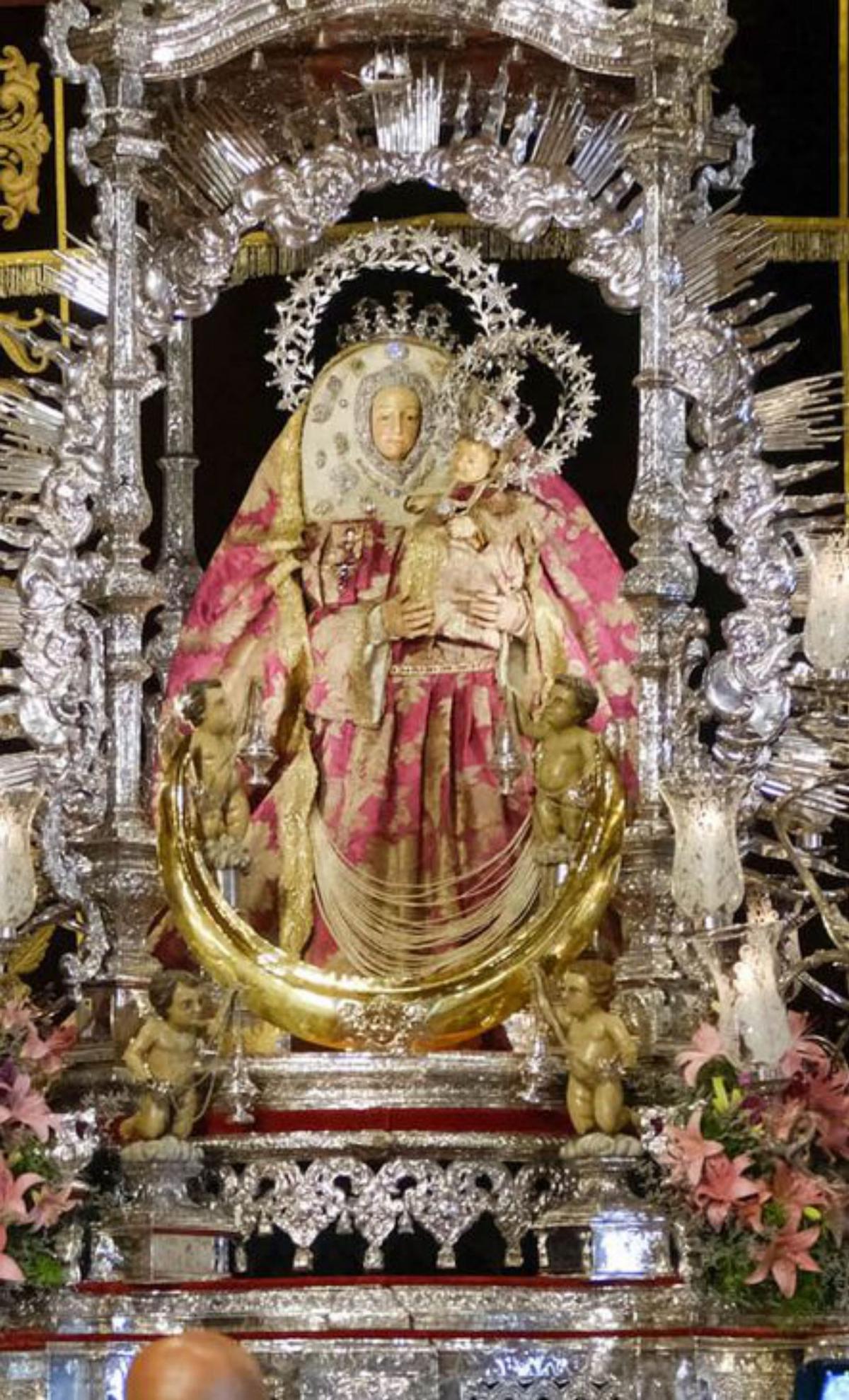 Virgen de Pino | | JOSÉ CARLOS GUERRA