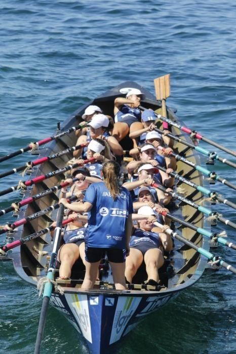 Las imágenes de la Bandera Femenina Concello de Vigo de traineras