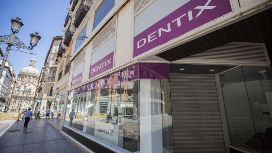 Inquietud entre los clientes de Dentix al no reabrir las clínicas