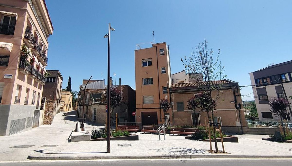 Sant Boi finalitza les obres del carrer de Sant Pere i elimina les barreres arquitectòniques a l’accés del nucli antic