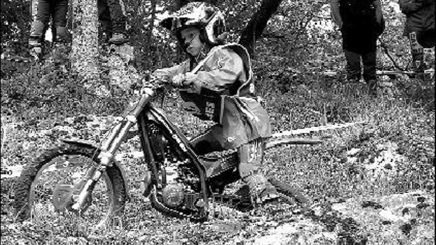 Uno de los pilotos participantes en el trial de Santa Rita, en Boroñes.