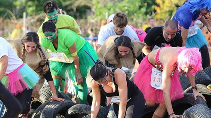 Algunos de los participantes, durante la carrera Xtrem de Sant Carles del año pasado.