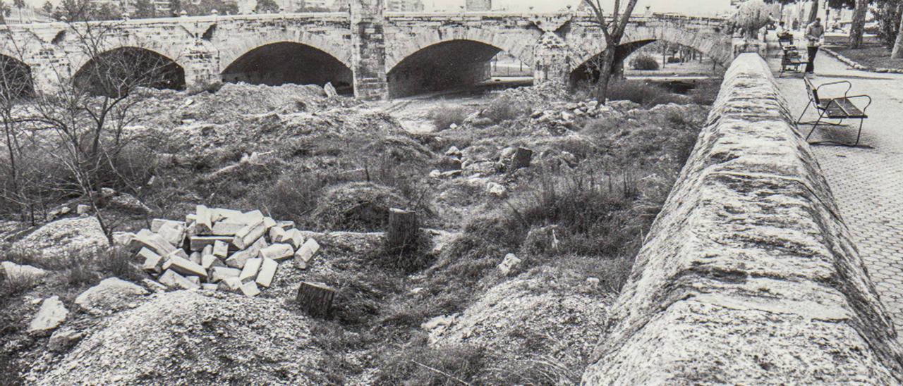 Así era el río Turia en la València de 1986