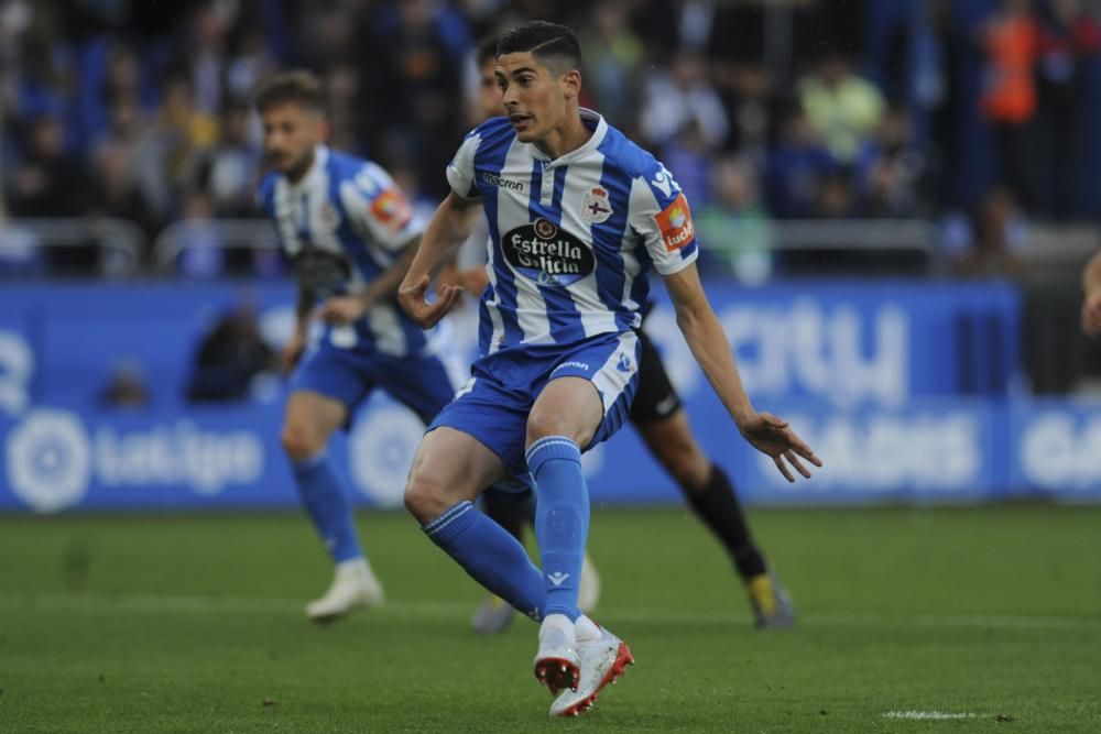 El Dépor remonta y le gana 4-2 al Málaga