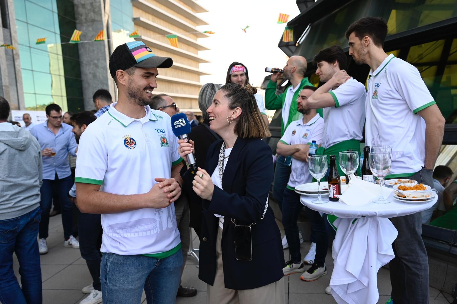 Fotos: La Bodeguilla de 'Mediterráneo' es el principal punto de encuentro durante las fiestas de la Magdalena