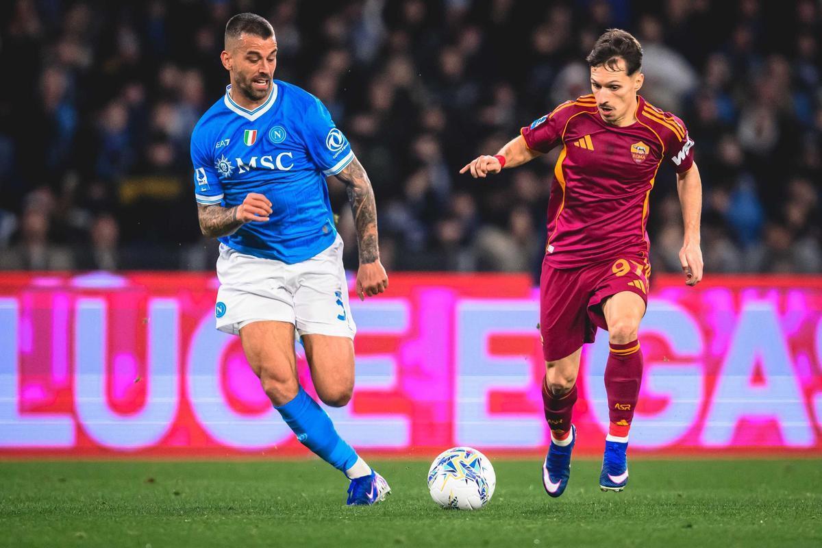 Bryan Zaragoza contra el Napoli.