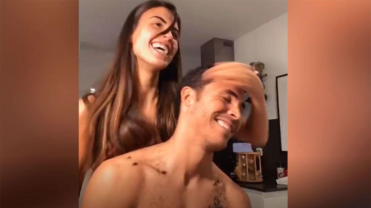 Sofía Suescun, peluquera por un día con su novio Kiko