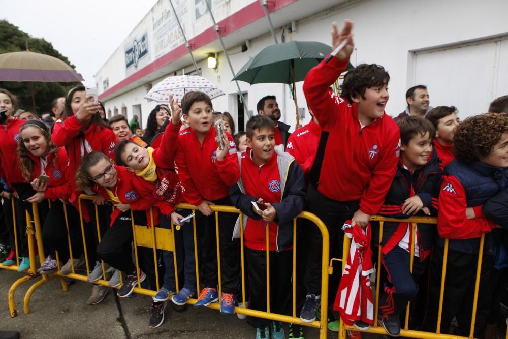 Entrenamiento del Sporting en Navia