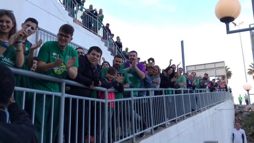 Así ha recibido la afición a los jugadores del Unicaja