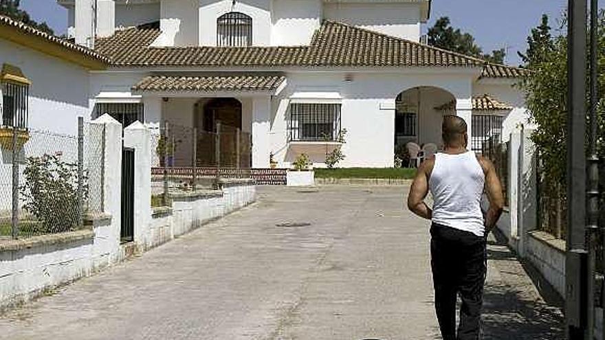 Un hombre se suicida en un chalé de Cádiz tras matar a su mujer